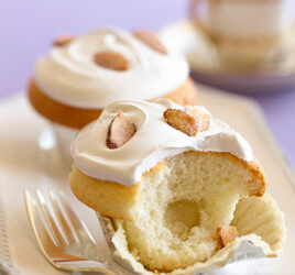 Almond Cupcake